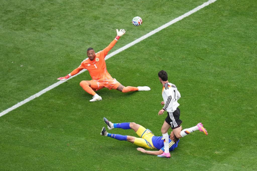 Expanded World Cup format defies predictions of one-sided matches, results indicate (Photo by: chicagotribune.com)
