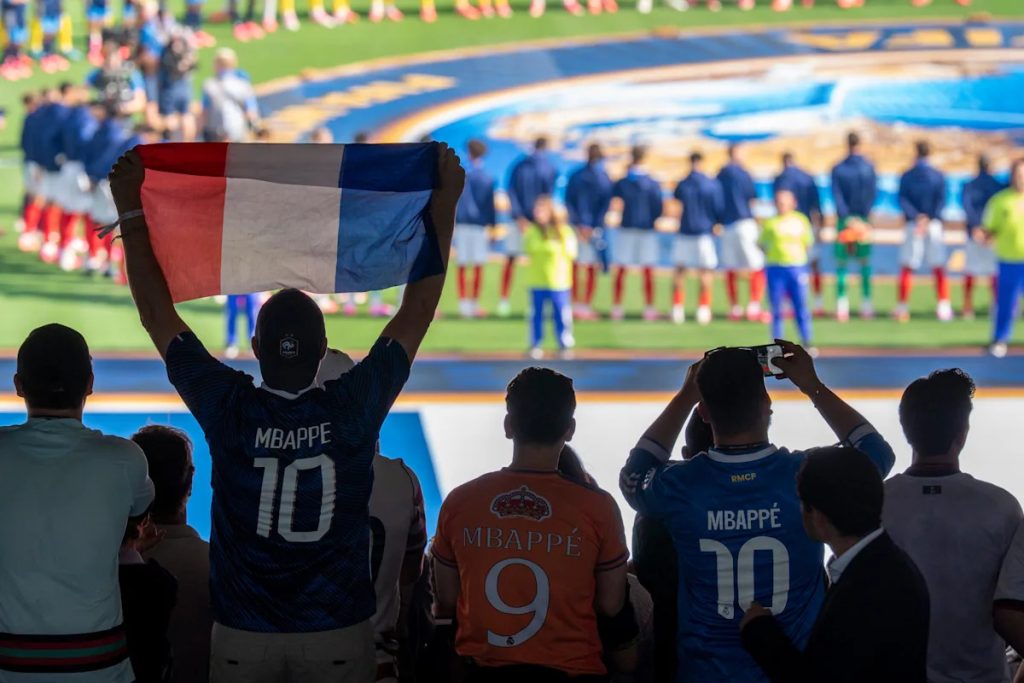 France prepares for World Cup bronze match (Photo by: yimg.com)