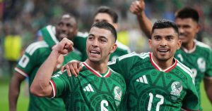 Mexico aims to exploit altitude advantage and crowd hostility against England at World Cup (Photo by: s-nbcnews.com)