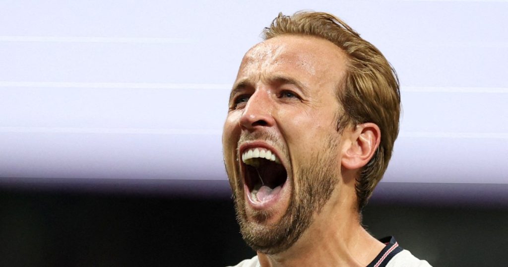 Mexico and England Meet in FIFA World Cup Round of 16 Amid Altitude Concerns (Photo by: aljazeera.com)