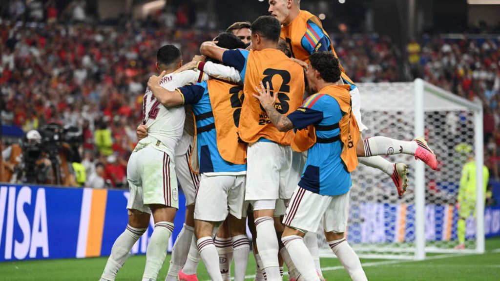 Portugal and Spain level at 0-0 in closing stages of regular time at 2026 World Cup qualifier (Photo by: limburger.nl)