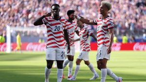 U.S. men's national team advances to round of 16 at World Cup after victory with ten men (Photo by: espncdn.com)