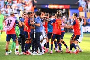 Argentine FA fined, four players and official suspended following Spain incident after World Cup final (Photo by: yimg.com)