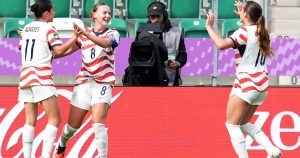 Female footballers urge FIFA to relocate U-20 Women's World Cup (Photo by: nyt.com)
