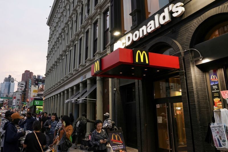 McDonald's launches tiered loyalty program to attract returning customers (Photo by: zonebourse.com)