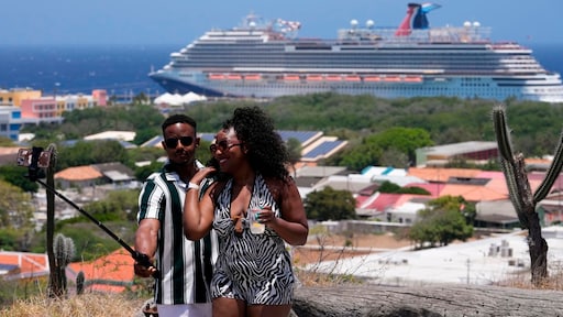 Former Minister Hoogervorst Recommends Focus on Affluent Tourism Segment for Caribbean Islands (Photo by: rtl.nl)